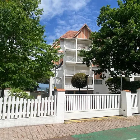 T3 En Bord De Avec Balcon, Wifi Et Parking Securise - Fr-1-374-23 *