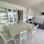 T3 En Bord De Avec Balcon, Wifi Et Parking Sécurisé - Fr-1-374-23 Appartement *