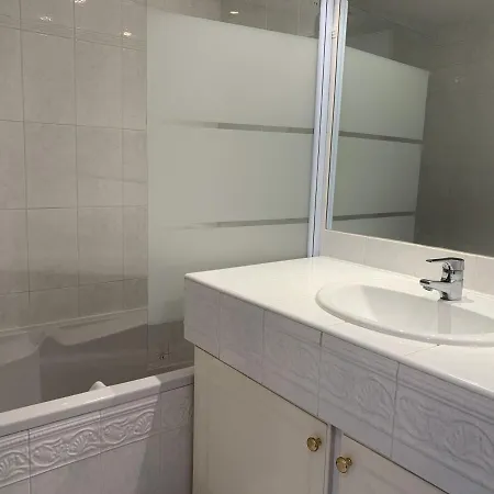 T3 En Bord De Avec Balcon, Wifi Et Parking Securise - Fr-1-374-23 Apartament Arcachon