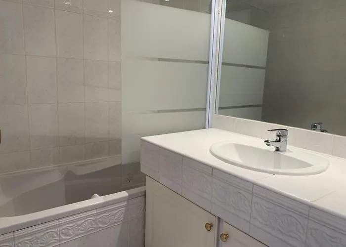 T3 En Bord De Avec Balcon, Wifi Et Parking Securise - Fr-1-374-23 Lägenhet Arcachon