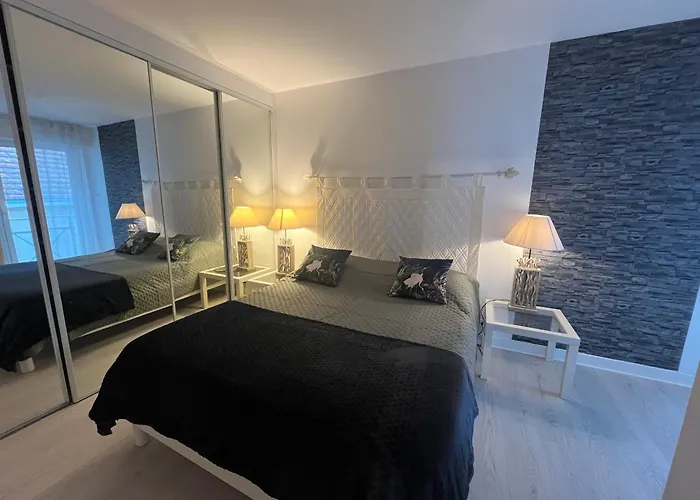 Lägenhet T3 En Bord De Avec Balcon, Wifi Et Parking Securise - Fr-1-374-23